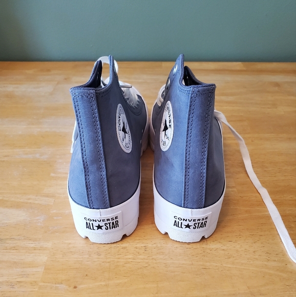 Women\'s Converse Chuck Taylor All Star Lugged Blue White 571165C Size 10